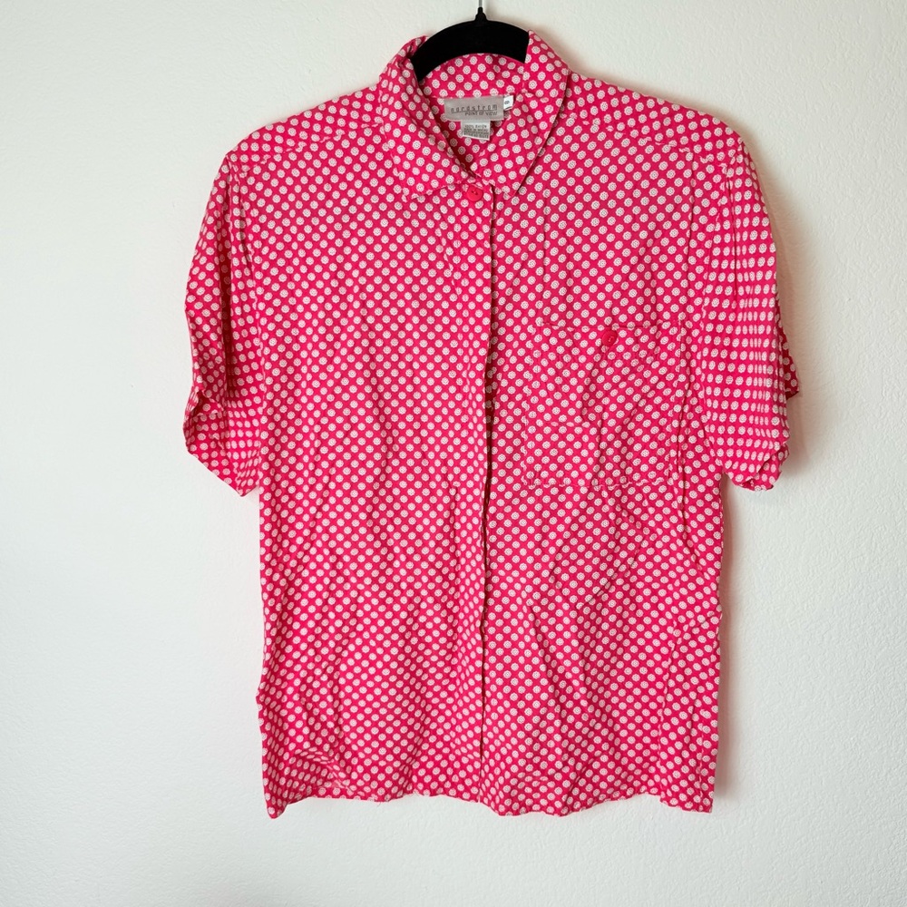 Nordstrom Women's Pink Ditsy Print Shirt Size 8 Rayon Short Sleeve Button up